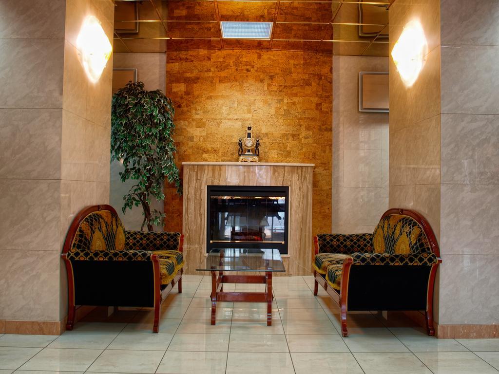 Hotel Mir Κχαρκίβ Εξωτερικό φωτογραφία
